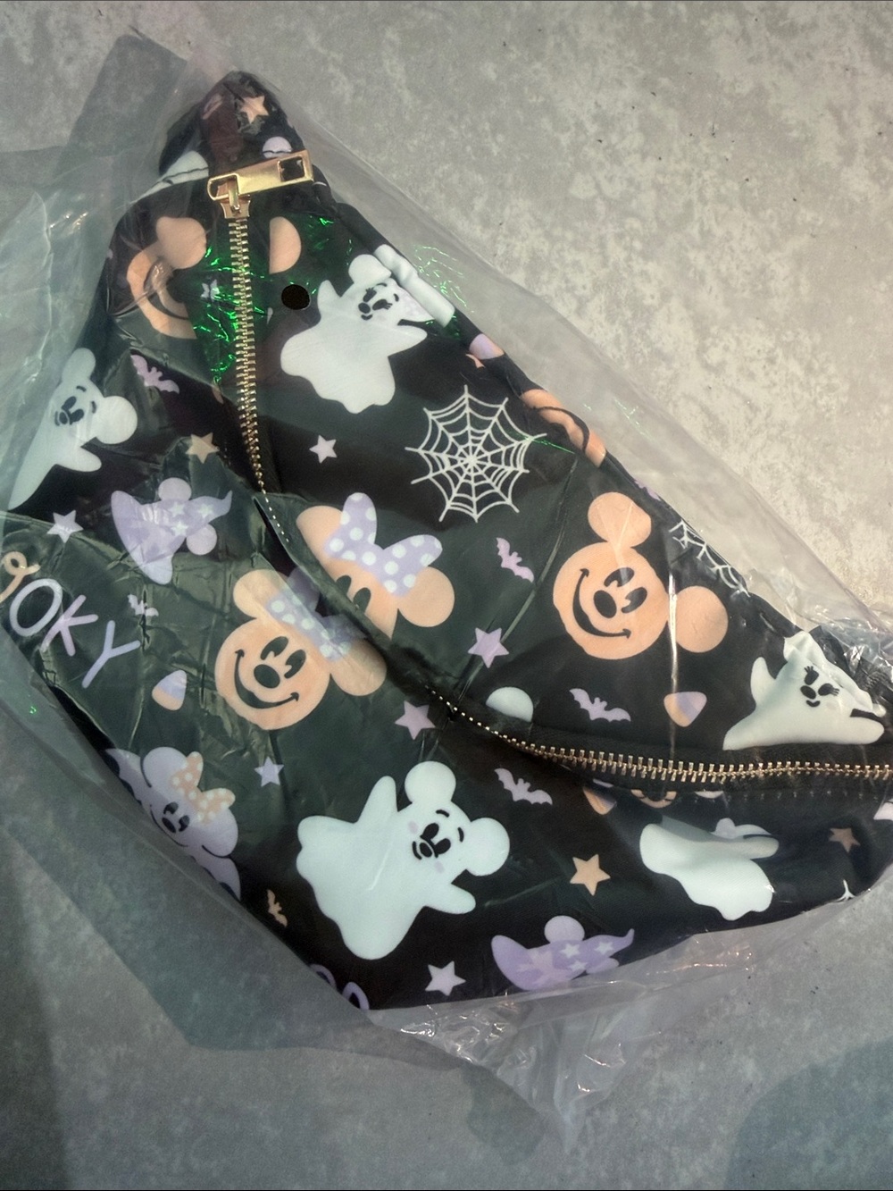NEW Disney Halloween themed Black Fanny Pack / crossbody